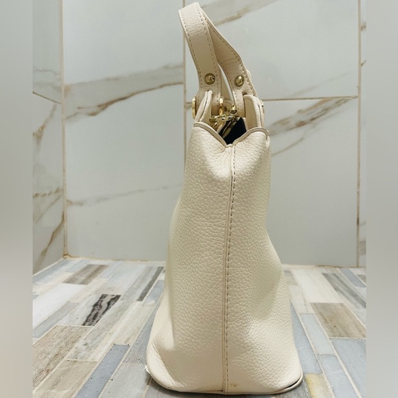 Elegant Cream Concorde Handbag pebbled  faux leather purse - Picture 11 of 16